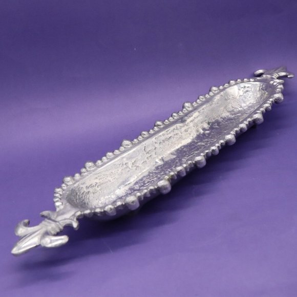 Fleur de Lis Long Cracker Tray by IHI India Silver Tone Cast Metal Hors D'Oeuvre - Picture 2 of 7